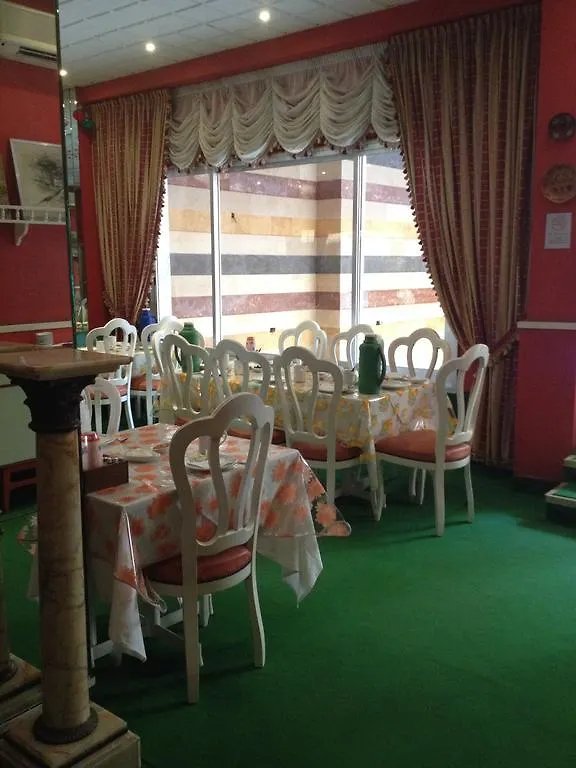 Embassy Hotel Beirut 3*,