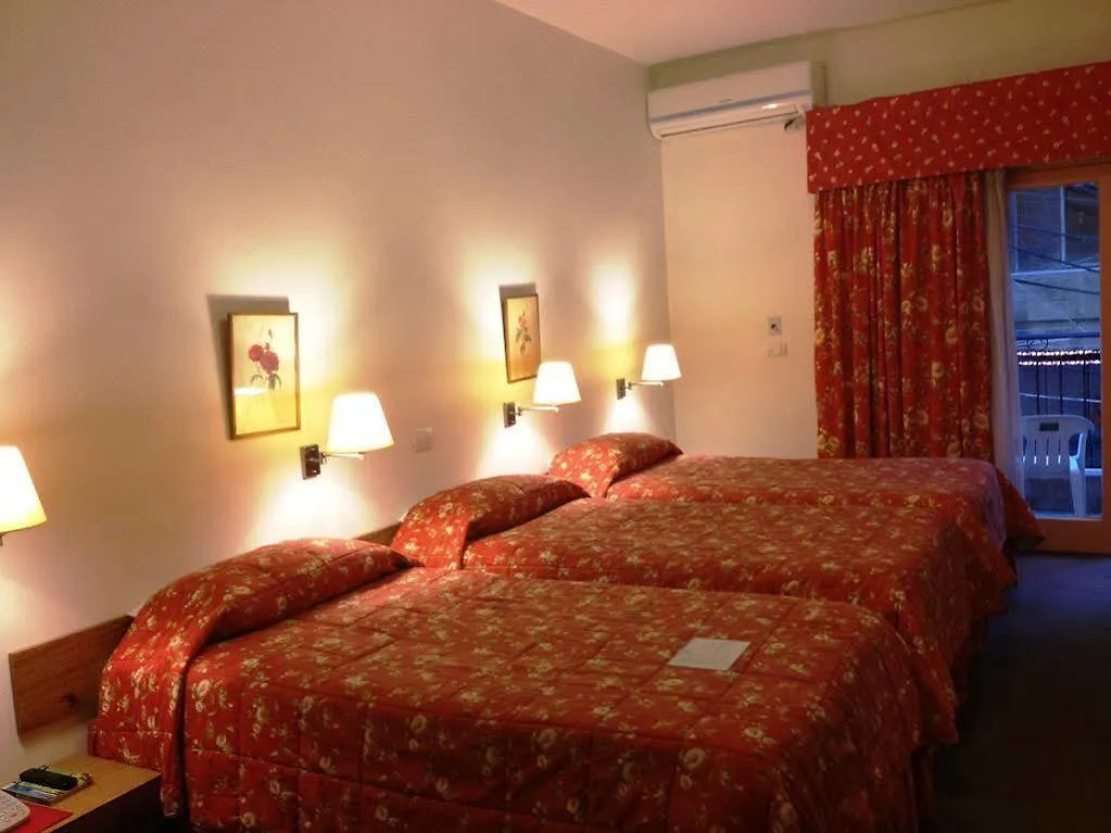 Embassy Hotel Beirut 3*,